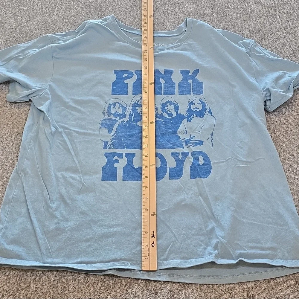 Pink Floyd Blue Graphic T-Shirt Reproduction, Size XXL (20)